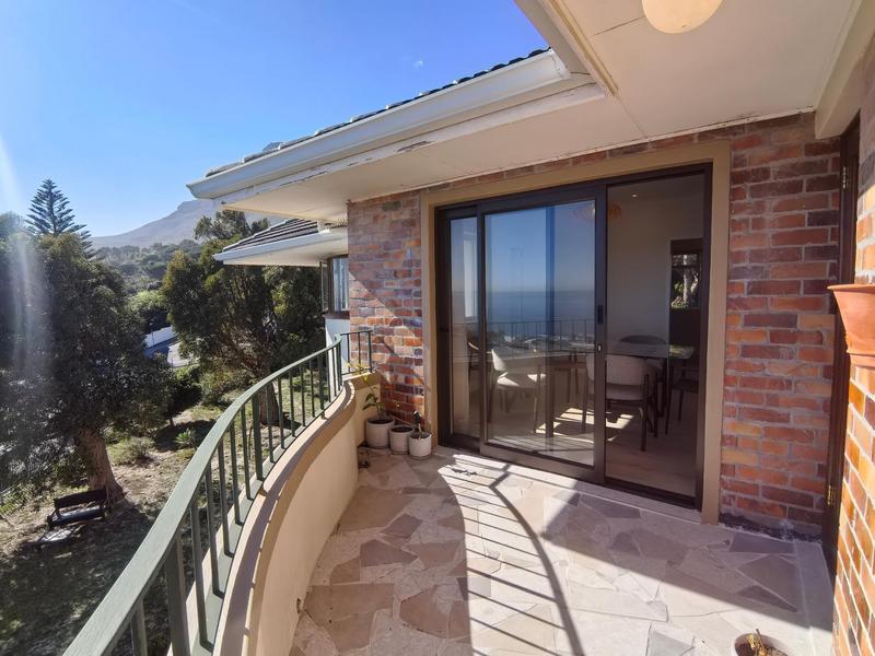 To Let 2 Bedroom Property for Rent in Camps Bay Western Cape